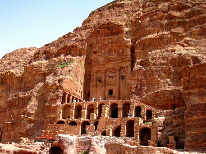 ~/Root_Storage/EN/EB_List_Page/قبر-الجرة.jpg